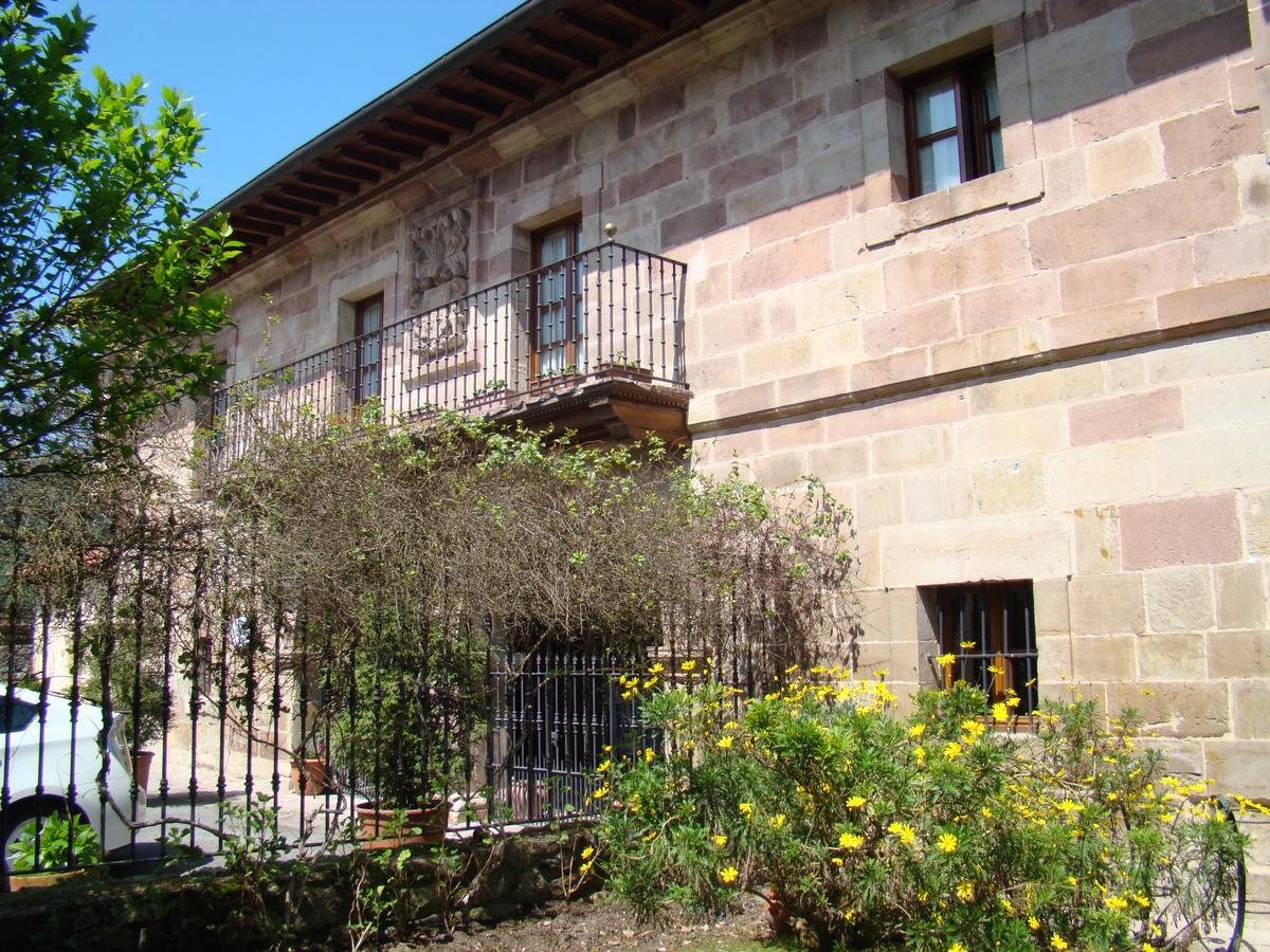 Pensjonat Casona De La Salceda Treceño Zewnętrze zdjęcie